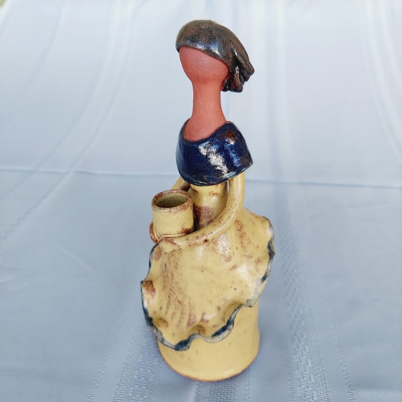 Vintage Art Pottery Redware Figurine - Female Water Bearer - 9 Inches - Picture 5 of 7